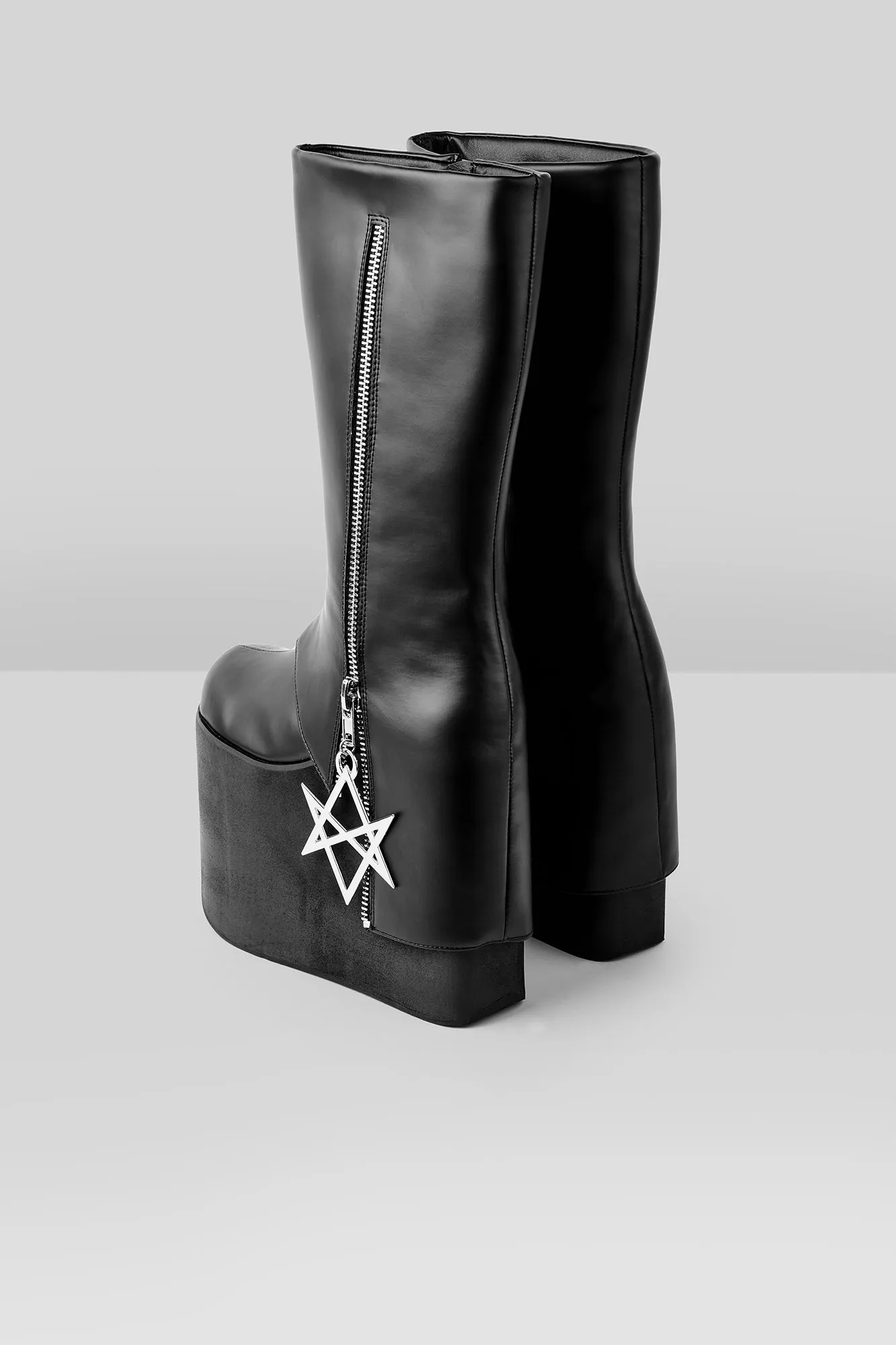 Hexraider Boots